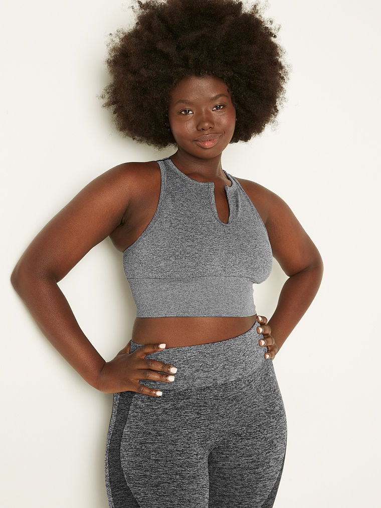 Sports-Bra-Seamless-y-Detalle-en-Cuello-Pink-11219401-2ZUO