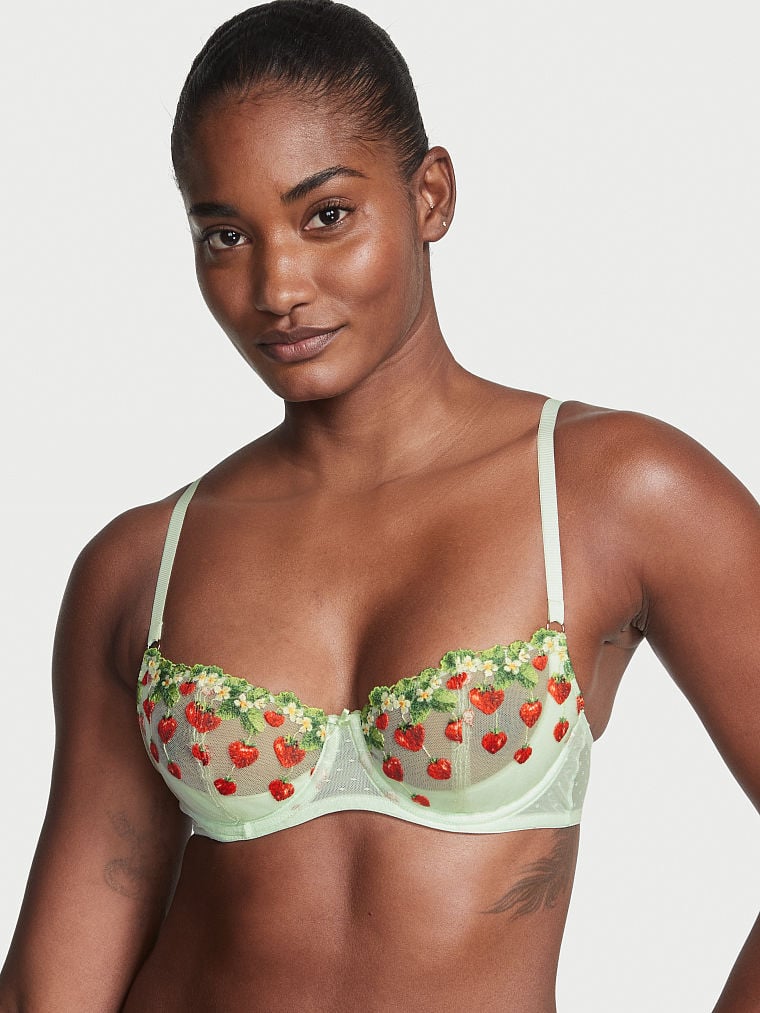 Bra-Balconette-con-Bordados-de-Fresas-Sin-Forro-Wicked-Victorias-Secret-11220009-5RRS