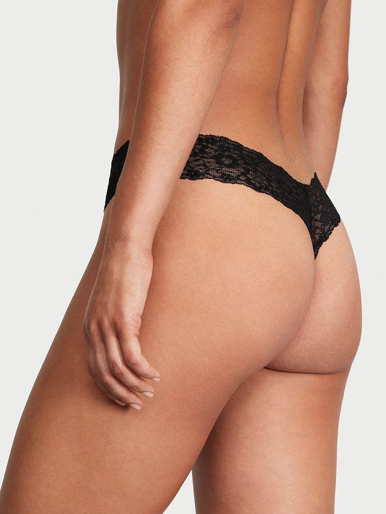 Panty-Tanga-de-Encaje-Victorias-Secret-11220020-54A2