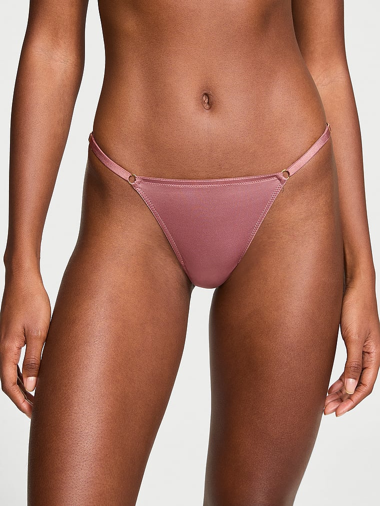 Panty-V-String-con-Tiras-Ajustables-y-Herraje-en-V-Victorias-Secret-11221784-91Q7