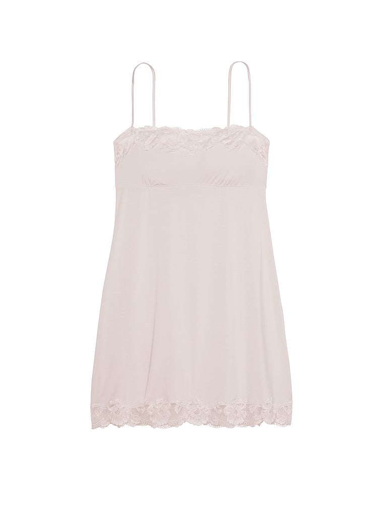 Vestido-Slip-de-Modal-con-Cuello-Recto-y-Ribete-de-Encaje-Victorias-Secret-11245638-5ZP0