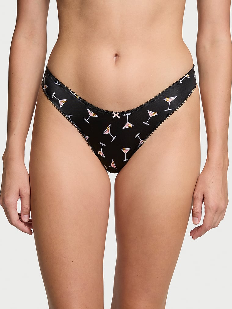 Panty-Tanga-con-Pierna-Alta-y-Estampado-Victorias-Secret-11249651-6D3A