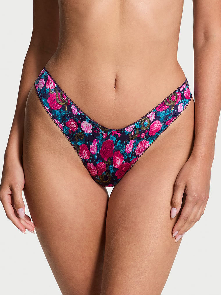 Panty-Tanga-con-Pierna-Alta-y-Estampado-Victorias-Secret-11249651-6DBQ