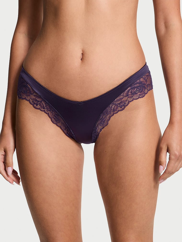 Panty-Cheeky-con-Pierna-Alta-y-Ribete-de-Encaje-de-Rosas-Victorias-Secret-11253202-16P9