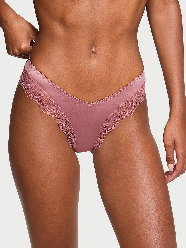 Panty-Cheeky-con-Pierna-Alta-y-Ribete-de-Encaje-de-Rosas-Victorias-Secret-11253202-91Q7