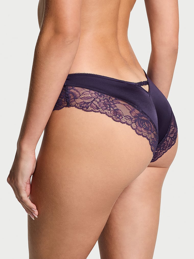 Panty-Cheeky-con-Pierna-Alta-y-Ribete-de-Encaje-de-Rosas-Victorias-Secret-11253202-16P9