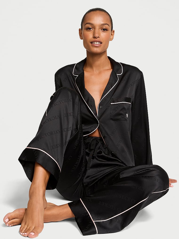 Conjunto-con-Pijama-Larga-de-Saten-Glaseado-Victorias-Secret-11254142-54A2