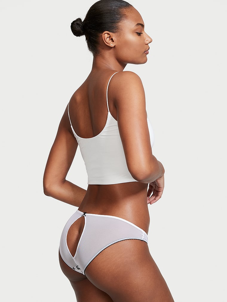 Panty-Cheekini-de-Encaje-Corte-y-Bordado-Victorias-Secret-11196421-5AQ2
