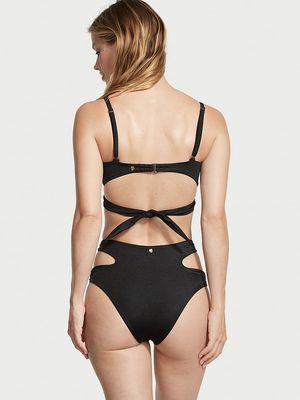 Bikini Top Triangular Ancho y Envolvente