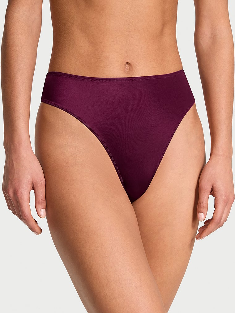Panty-Tanga-Lisa-con-Cintura-Alta-y-Tiras-en-Espalda-Victorias-Secret-11258880-28P7