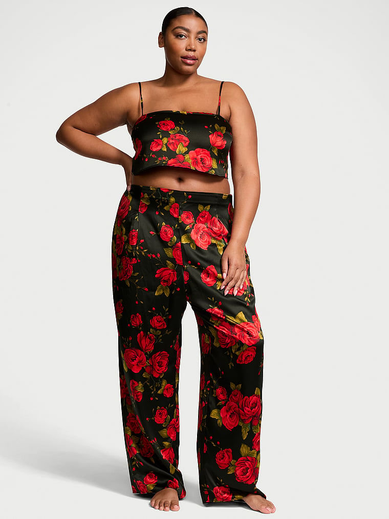 Conjunto-de-Pijama-con-Cami-Corta-de-Saten-con-Rosas-Victorias-Secret-11259369-71XI