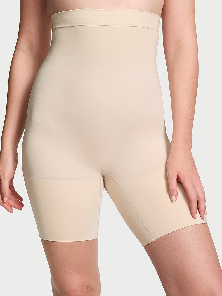 Shorts-hasta-la-Mitad-del-Muslo-SeamlessShaping-Shapewear-by-Victoria-Victorias-Secret-11249449-39H6