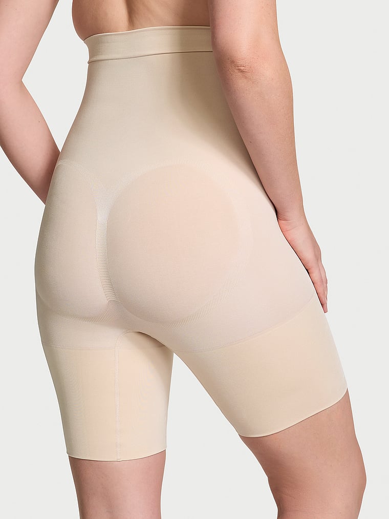 Shorts-hasta-la-Mitad-del-Muslo-SeamlessShaping-Shapewear-by-Victoria-Victorias-Secret-11249449-39H6