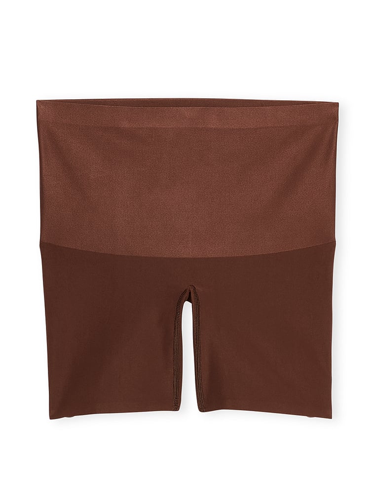 Short-Liso-y-Brillante-SmoothingShimmer-Victorias-Secret-11262459-33F6