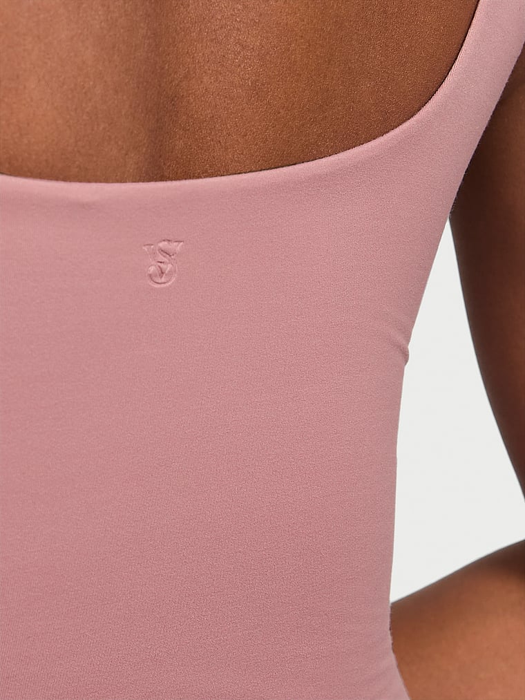 Body-de-Tirantes-con-Cuello-Cuadrado-Bodywear-de-Victorias-Secret-con-Innovacion-FeatherSoft-Victorias-Secret-11263777-3Y9S
