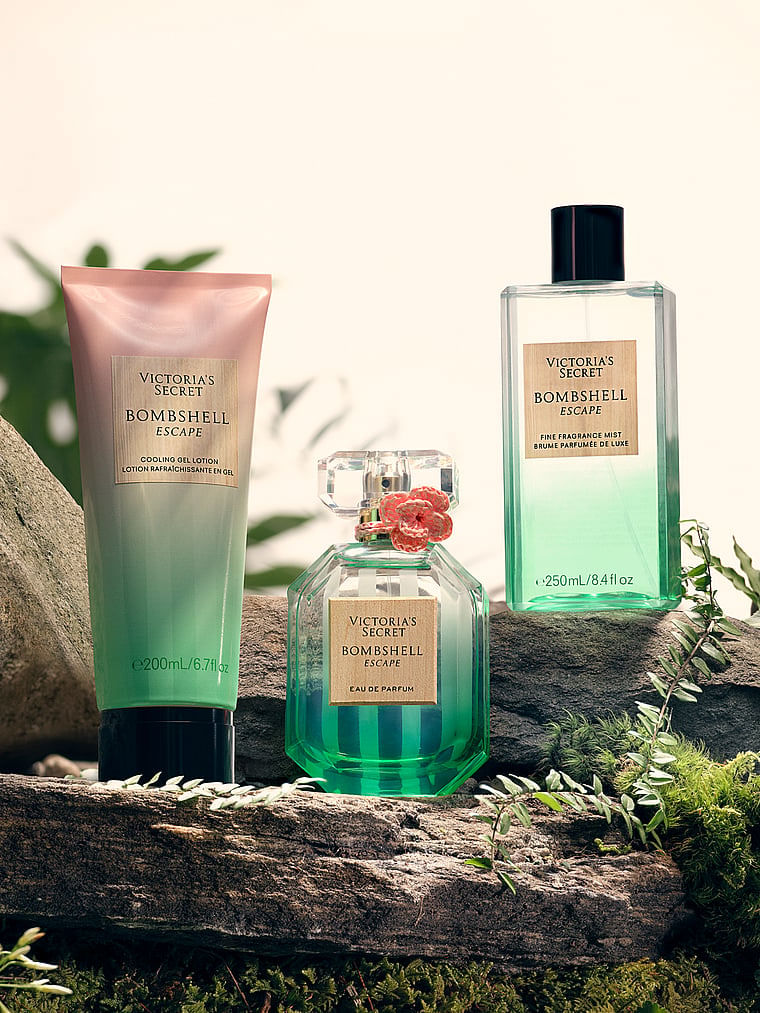 Mist-Corporal-Bombshell-Escape-Victorias-Secret-Beauty-11242714-5844