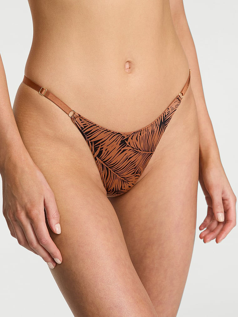 Panty-Brazilian-Ajustable-y-Lisa-con-Dije-y-Espalda-con-Tiras-Victorias-Secret-11265415-7B8O