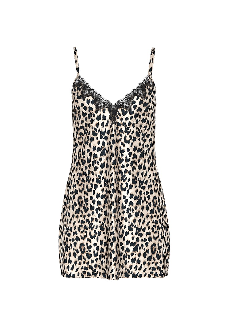 Mini-Slip-de-Encaje-de-Rosas-y-Saten-Victorias-Secret-11250134-4OHA