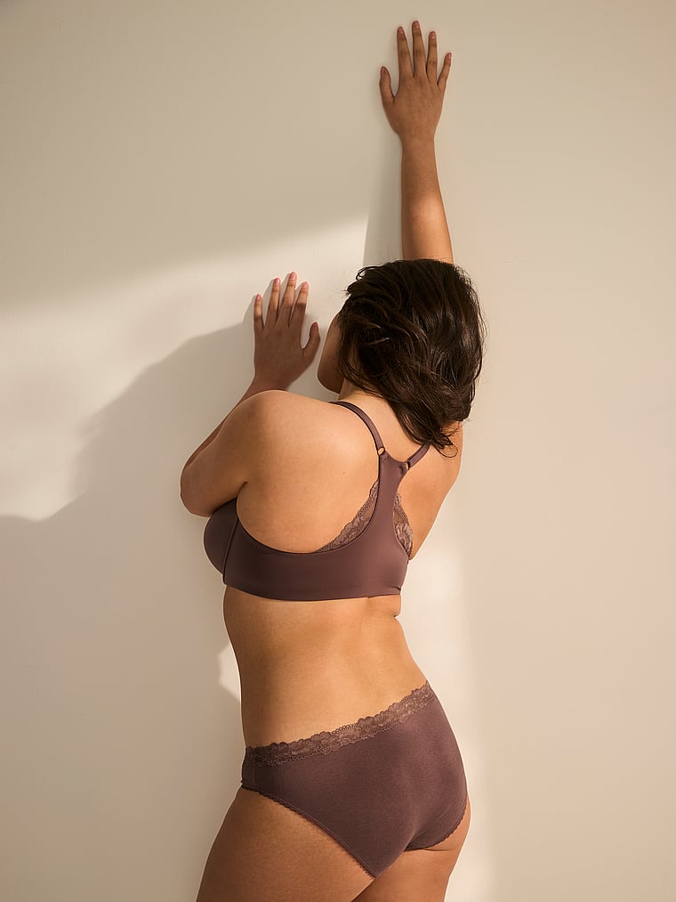Bra-Push-Up-de-Encaje-con-Espalda-Cruzada-Perfect-Shape-Victorias-Secret-11262449-19F0